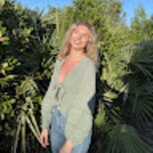 Meet your Posher, Amelia